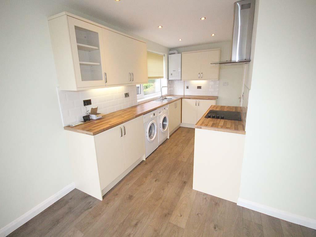 3 bedroom semi detached bungalow To Let in Barnoldswick - IMG_5770.jpg